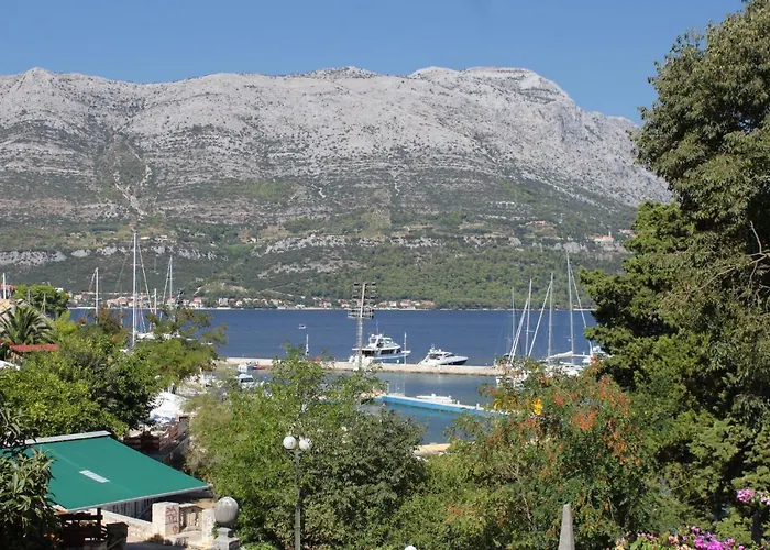 By The Sea - 9000 Apartman *